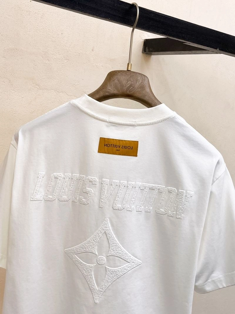 Fashionable Louis Vuitton T-Shirts 135359