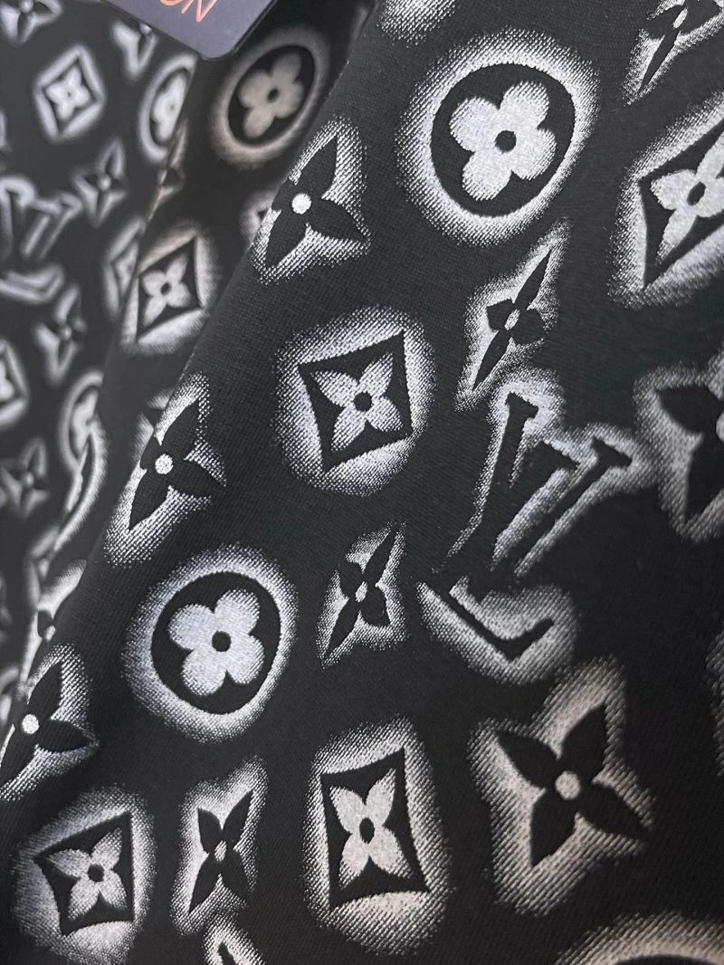 Louis Vuitton T-Shirts Attractive 135357