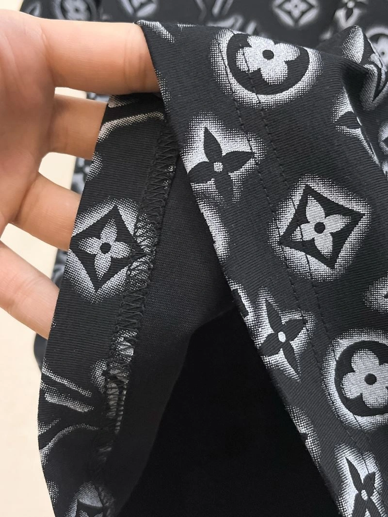 Louis Vuitton T-Shirts Attractive 135357