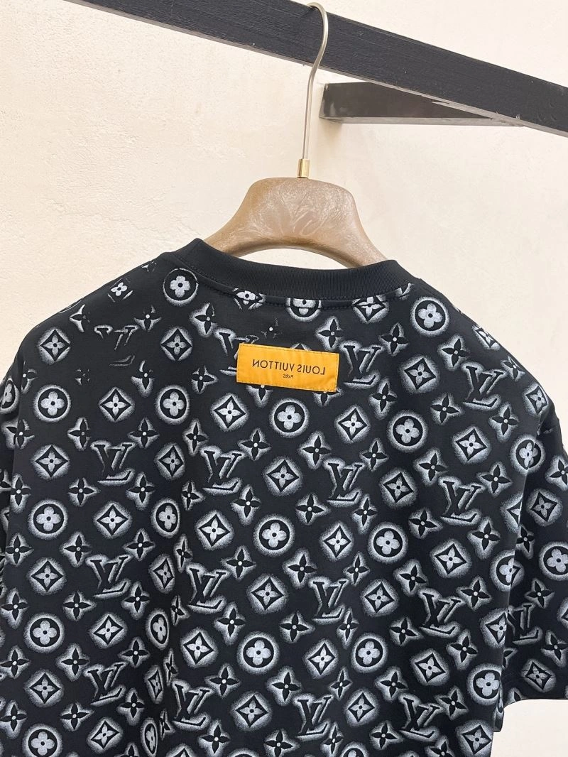 Louis Vuitton T-Shirts Attractive 135357