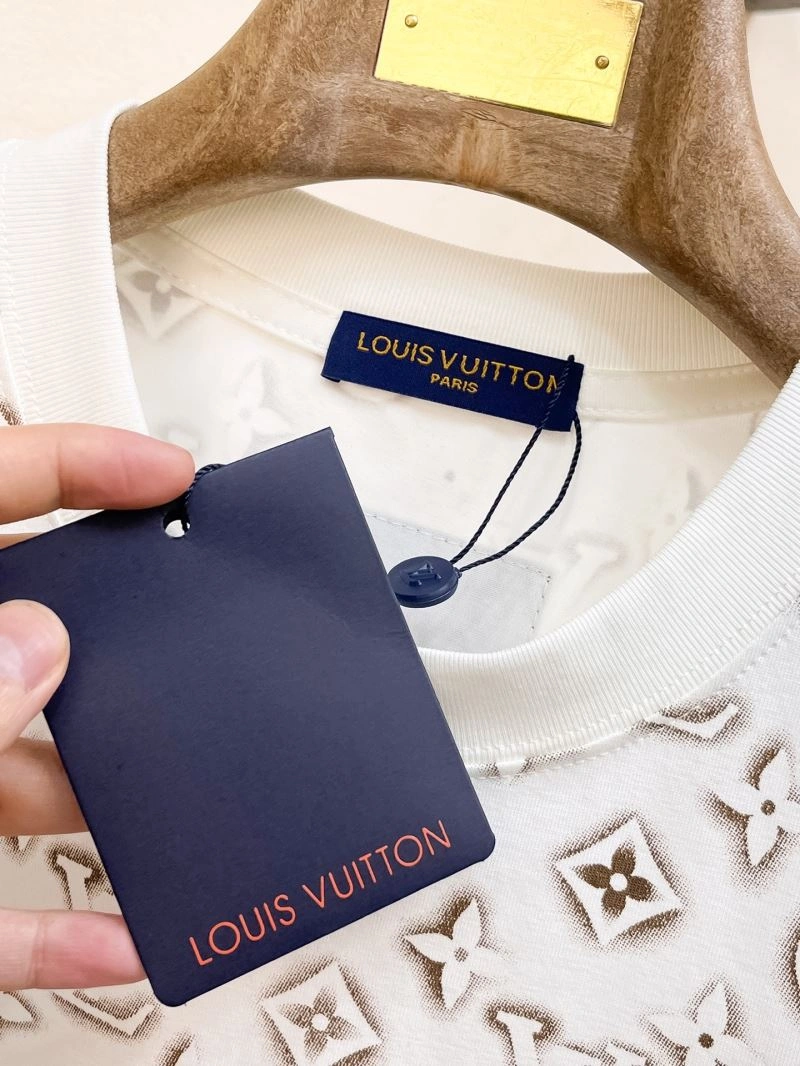Efficient Louis Vuitton T-Shirts 135358