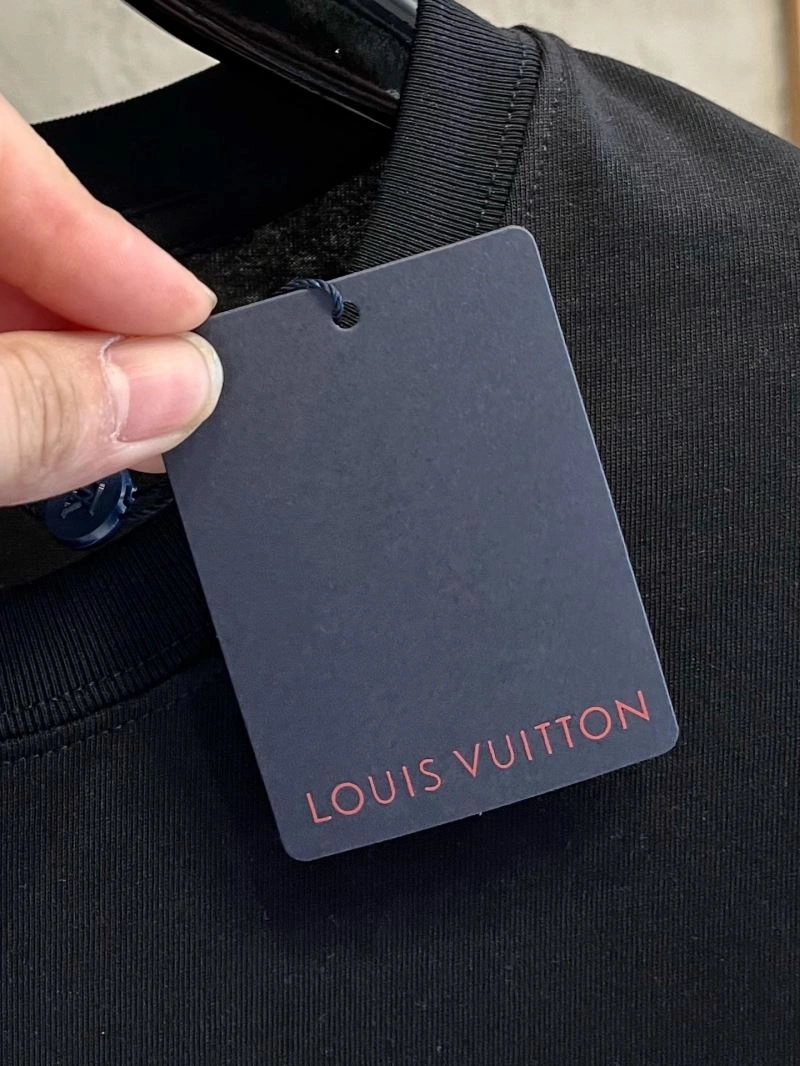 Louis Vuitton T-Shirts Reliable 135353