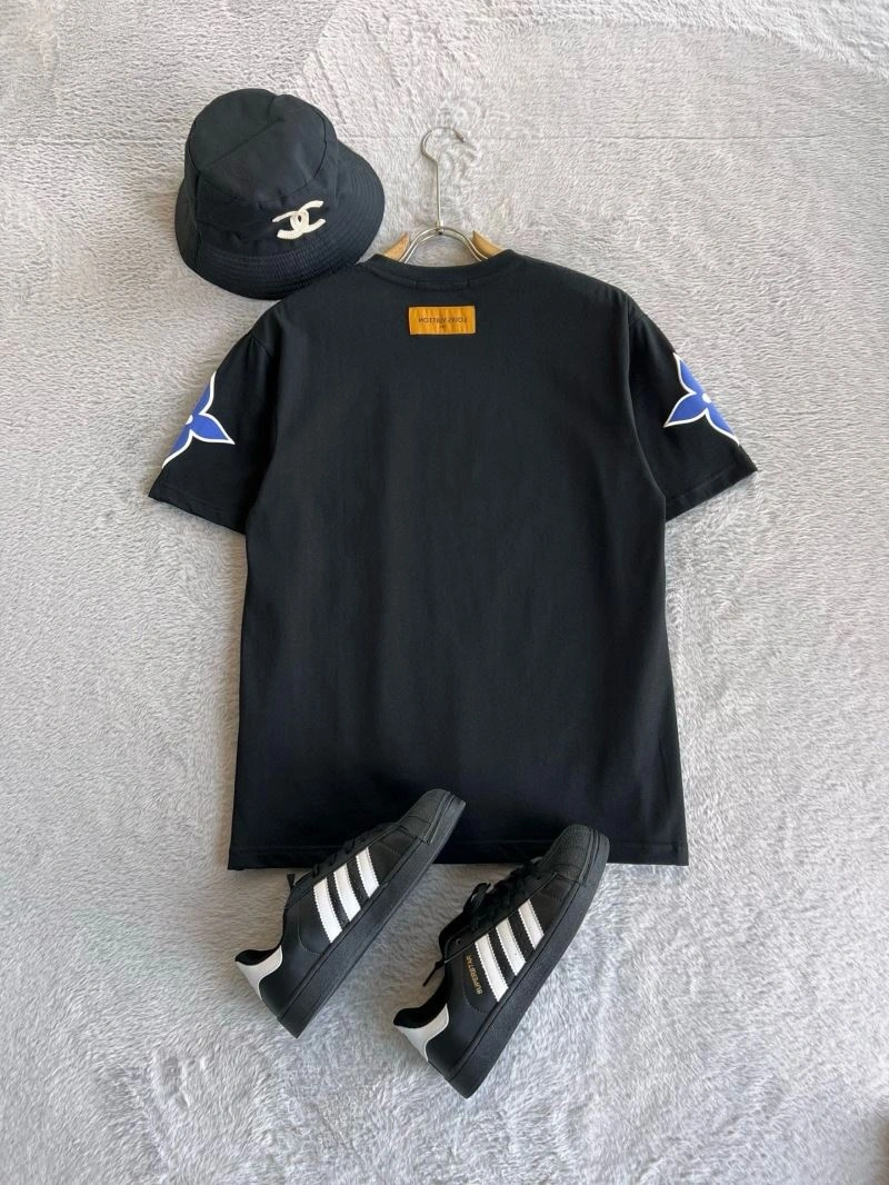 OnTrend Louis Vuitton T-Shirts 135356