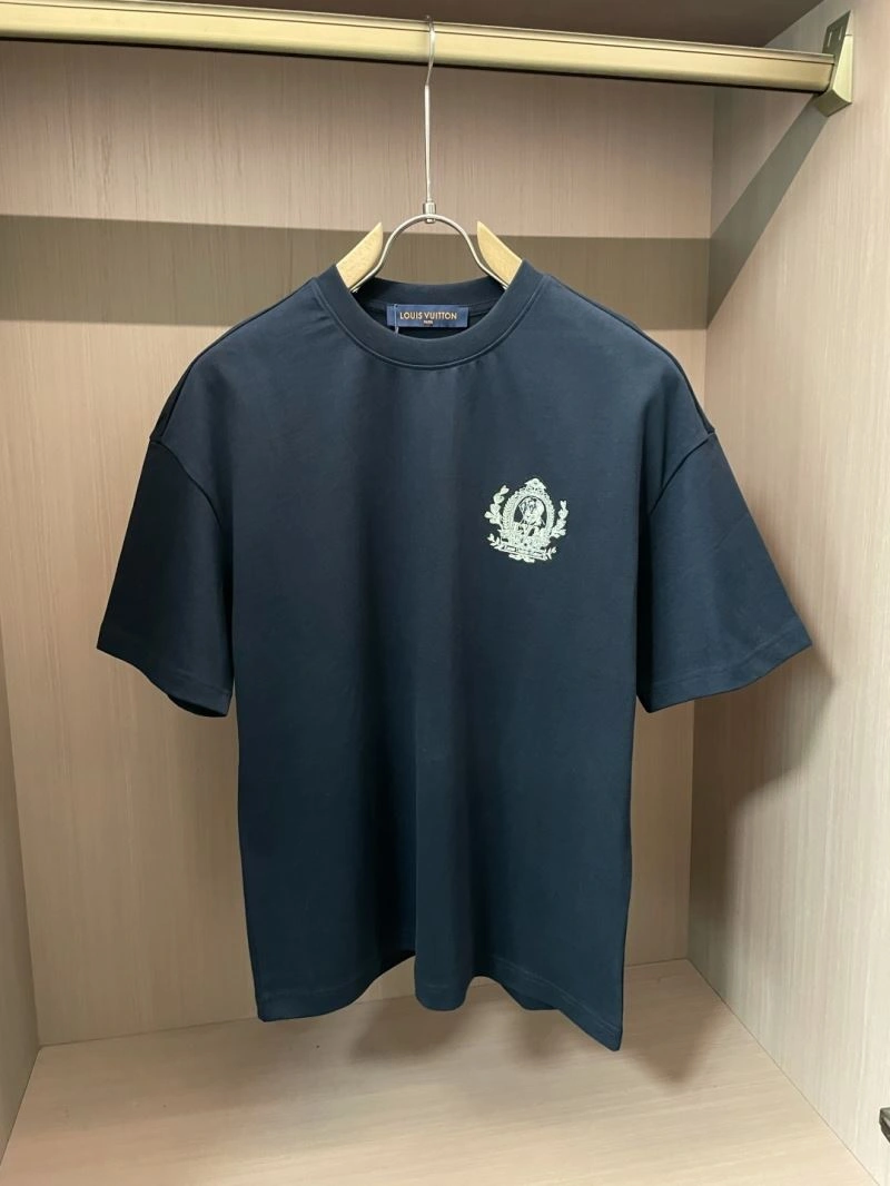 Louis Vuitton T-Shirts UrbanStyle 135347