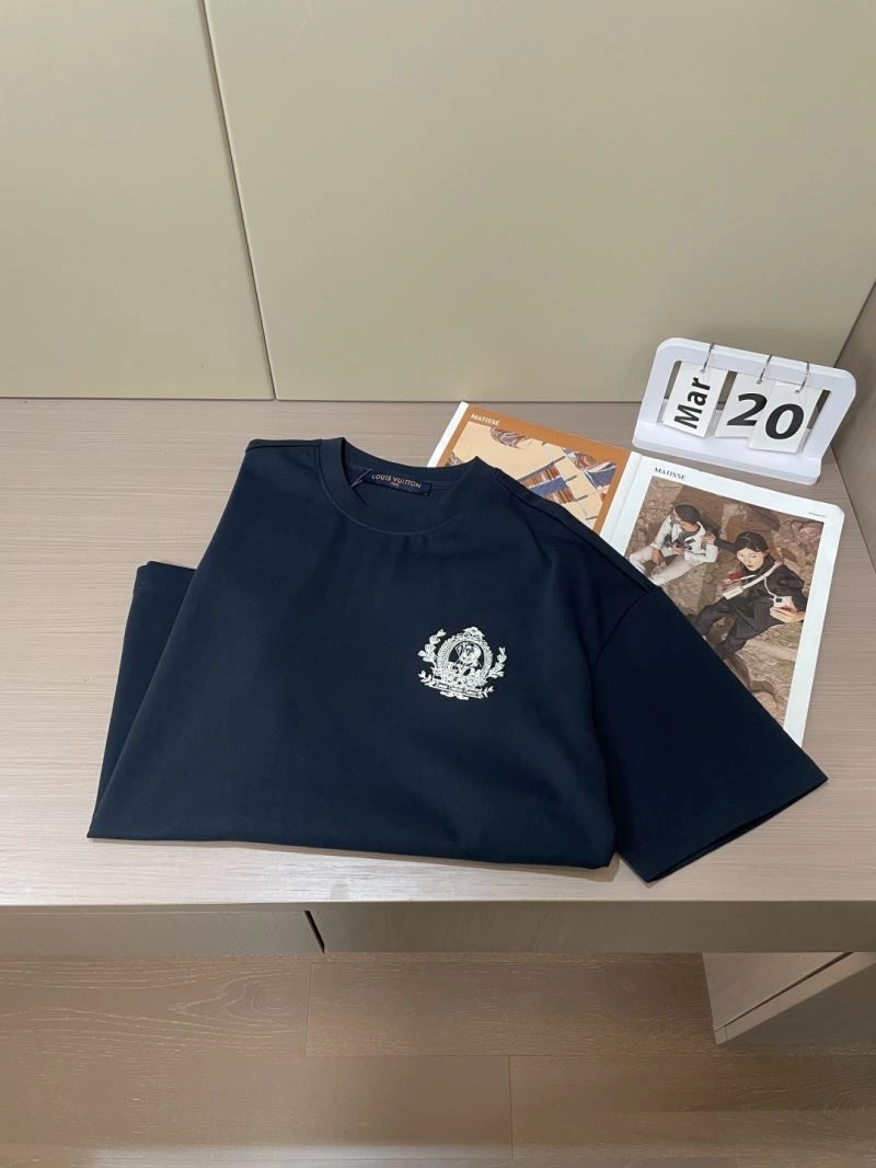 Louis Vuitton T-Shirts UrbanStyle 135347