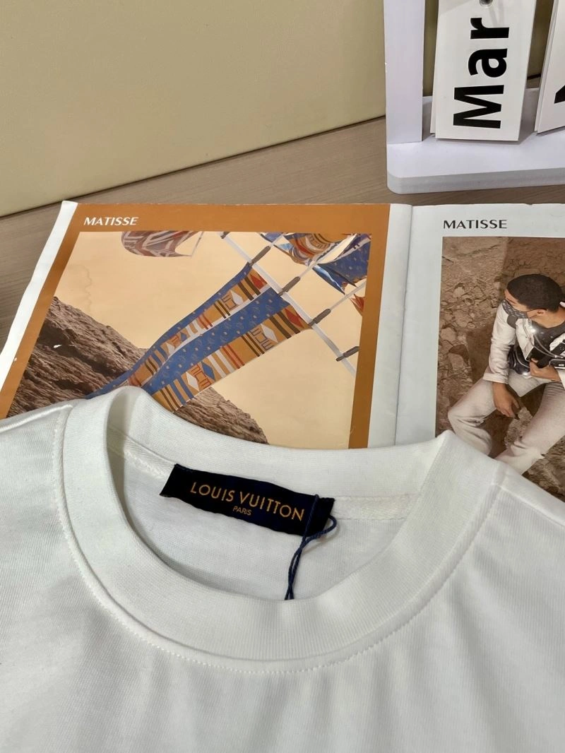 Louis Vuitton T-Shirts UrbanStyle 135347