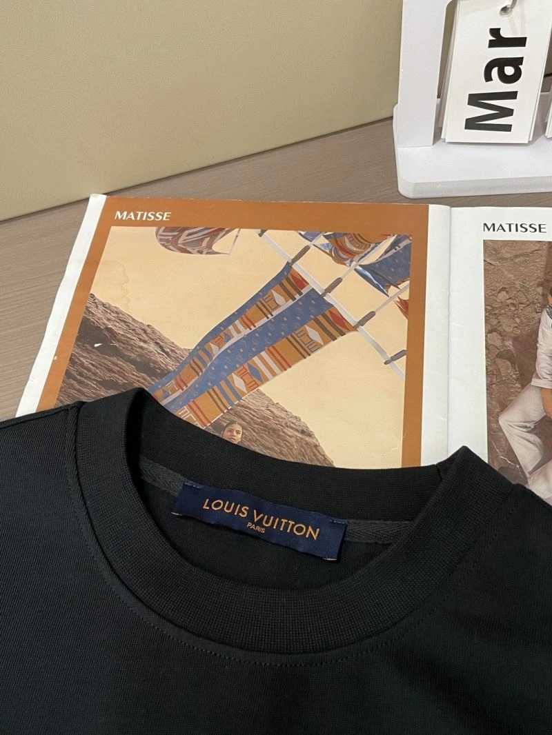 DailyWear Louis Vuitton T-Shirts 135346