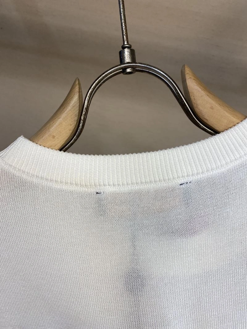 OnTrend Louis Vuitton T-Shirts 135348