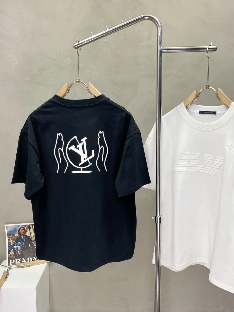 Louis Vuitton T-Shirts Breathable 135331