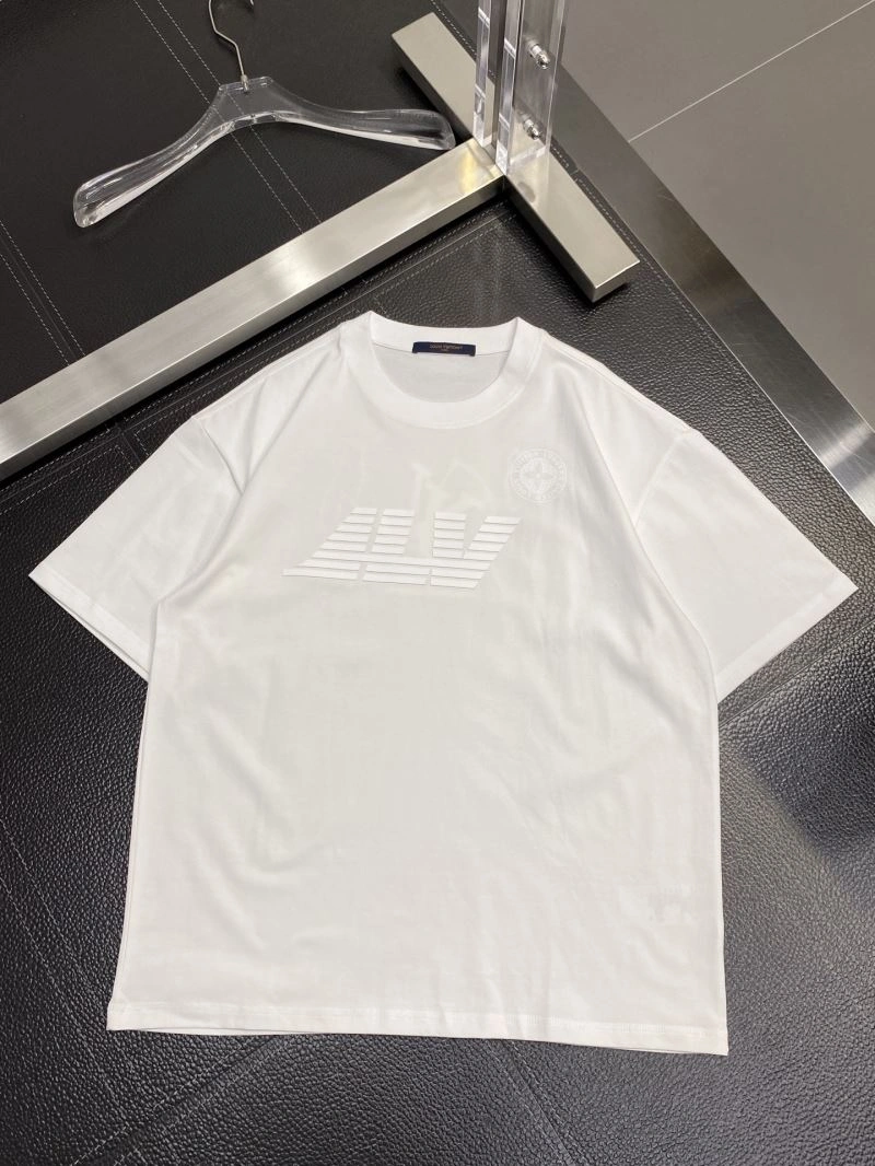 Louis Vuitton T-Shirts Breathable 135331