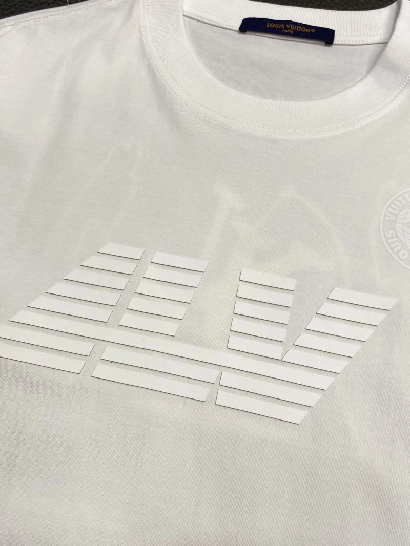 Louis Vuitton T-Shirts Breathable 135331