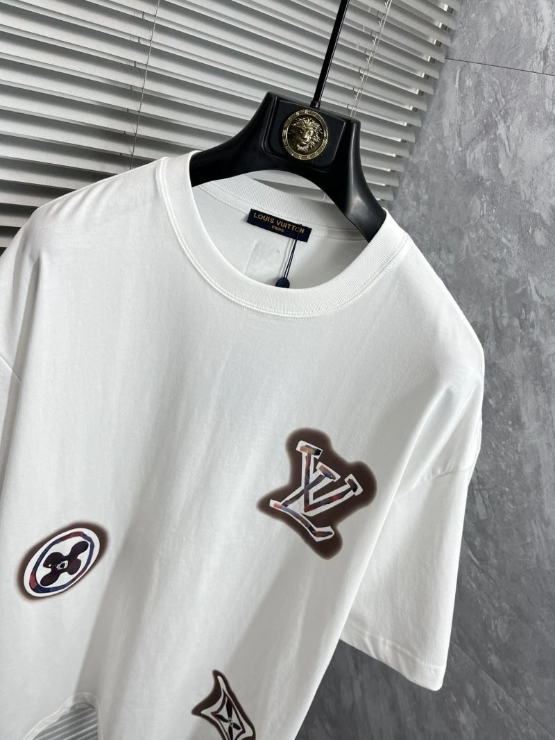 EasyMatch Louis Vuitton T-Shirts 135327