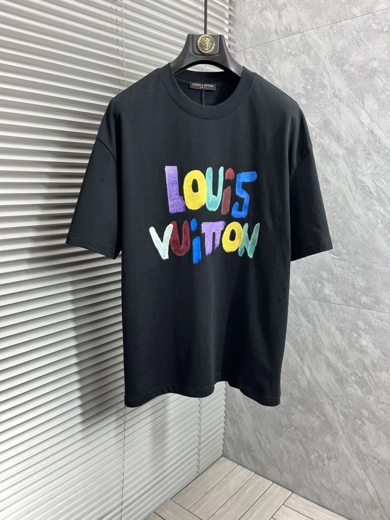 Premium Louis Vuitton T-Shirts 135323