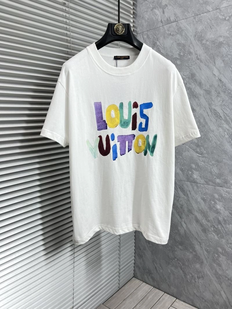 Premium Louis Vuitton T-Shirts 135323