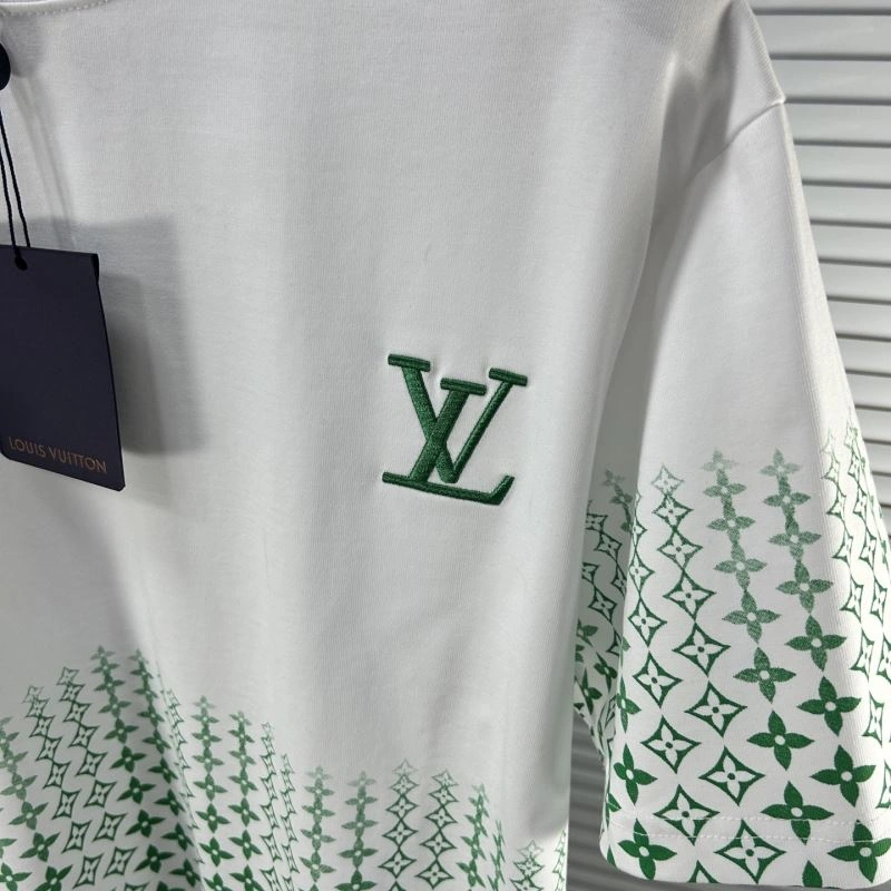 StreetReady Louis Vuitton T-Shirts 135321