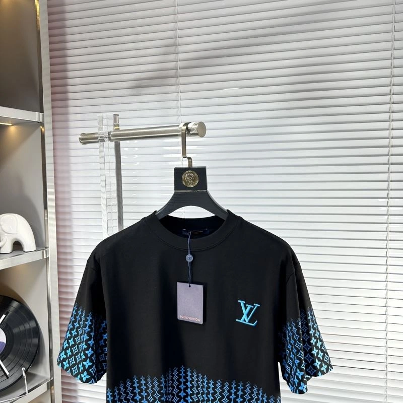 Louis Vuitton T-Shirts Colorful 135319