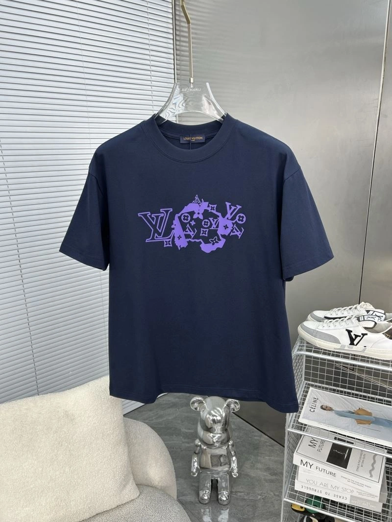 Packable Louis Vuitton T-Shirts 135342