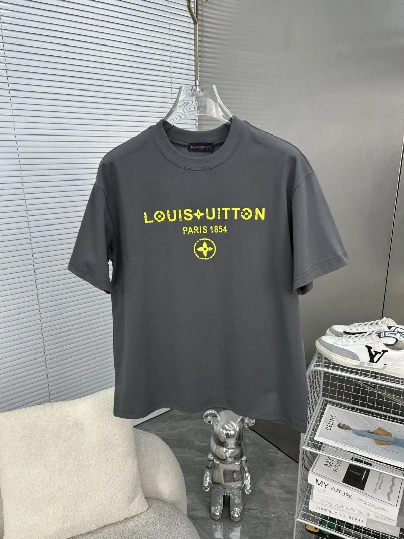 Louis Vuitton T-Shirts WrinkleFree 135343