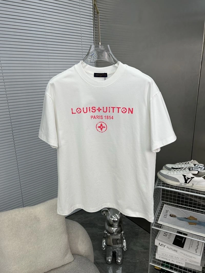 Louis Vuitton T-Shirts WrinkleFree 135343