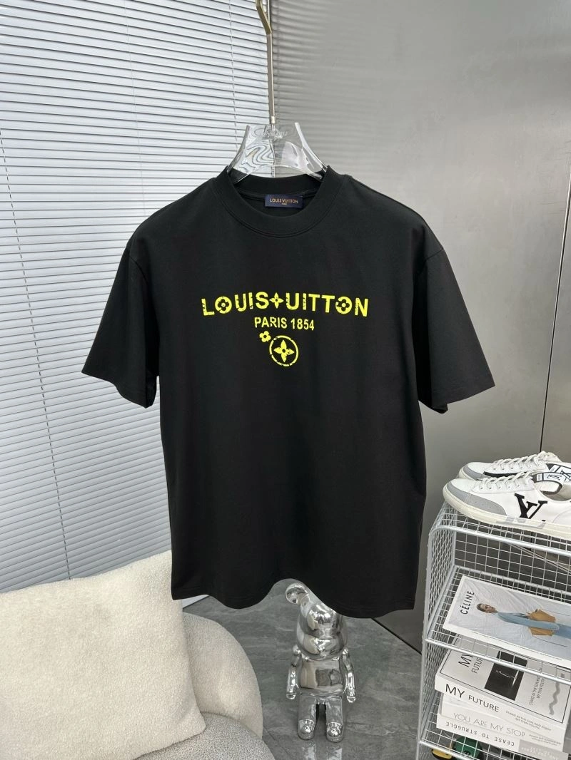 Louis Vuitton T-Shirts WrinkleFree 135343