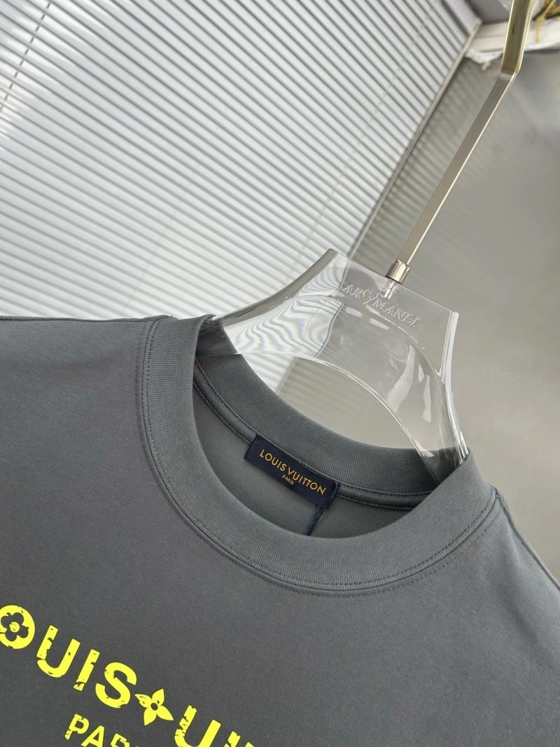 Louis Vuitton T-Shirts WrinkleFree 135343