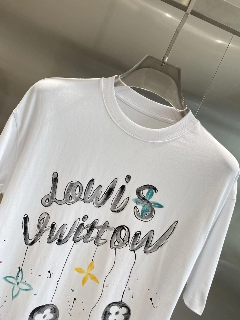 Louis Vuitton T-Shirts GoAnywhere 135325