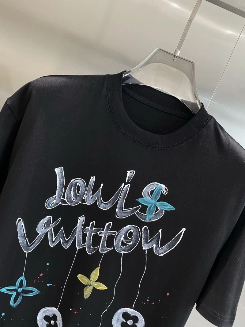 Louis Vuitton T-Shirts HighQuality 135339