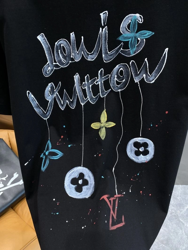 Louis Vuitton T-Shirts HighQuality 135339