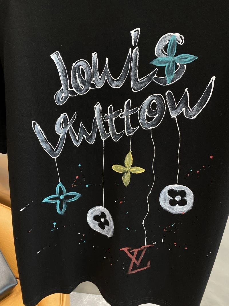 Louis Vuitton T-Shirts HighQuality 135339
