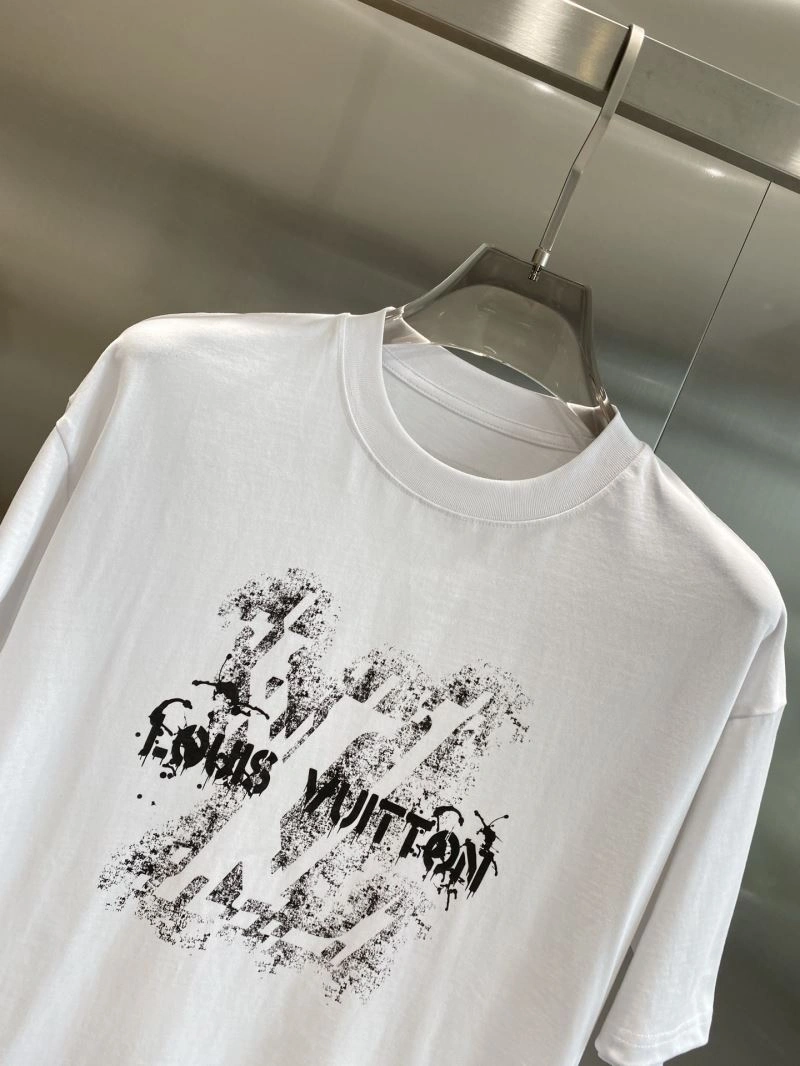 SmoothTexture Louis Vuitton T-Shirts 135315