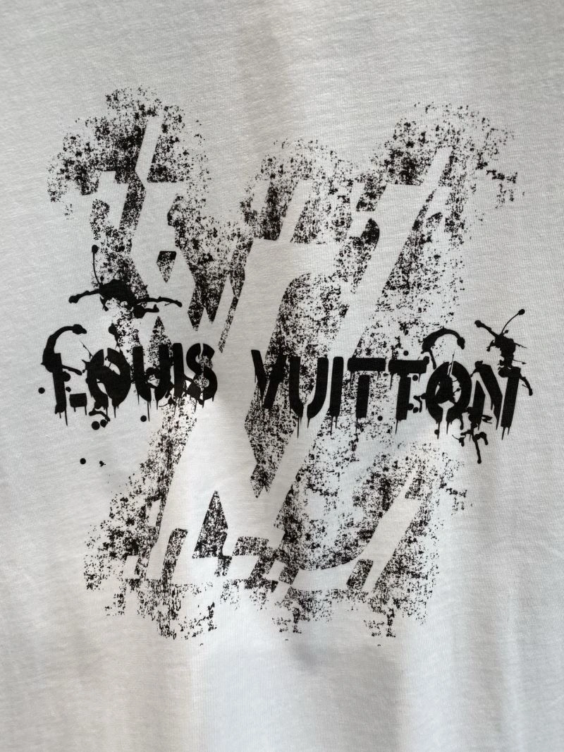 SmoothTexture Louis Vuitton T-Shirts 135315