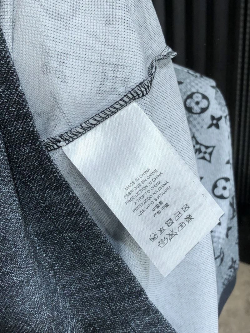 Chic Louis Vuitton T-Shirts 135330