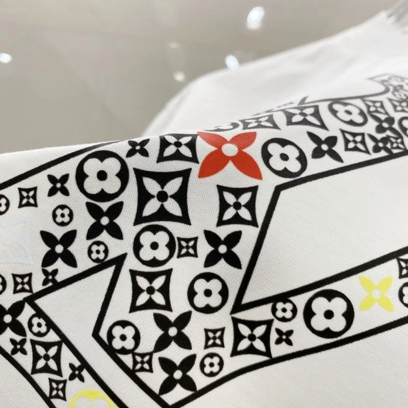 Louis Vuitton T-Shirts Stylish 135334