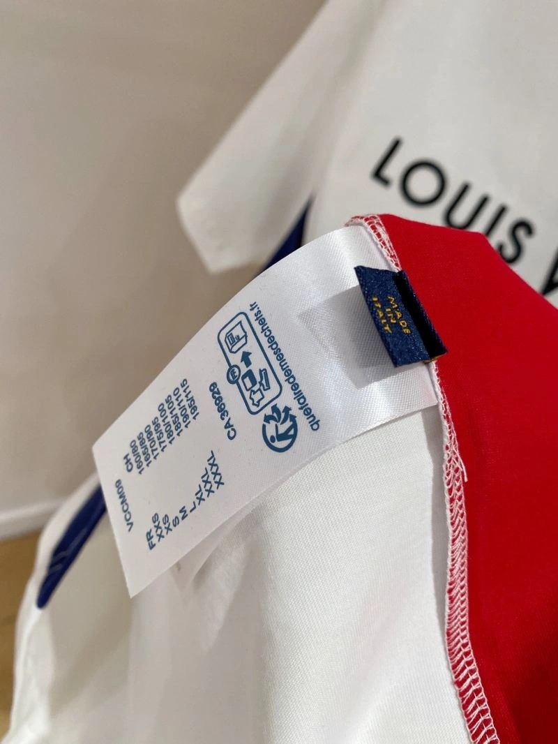 Breathable Louis Vuitton T-Shirts 135316