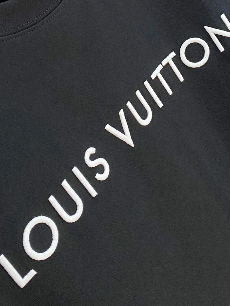 Louis Vuitton T-Shirts Casual 135324