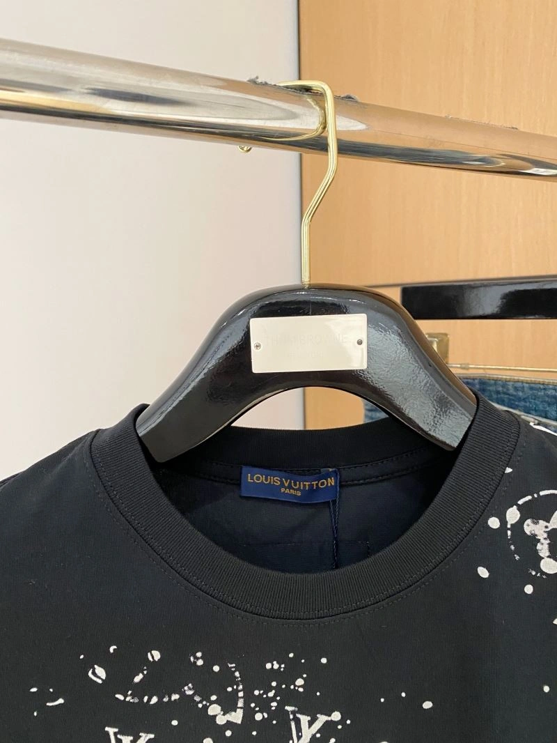 Louis Vuitton T-Shirts Reliable 135340