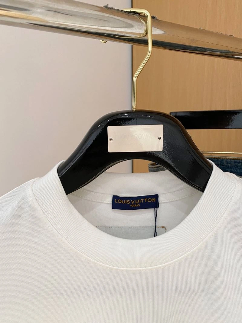 Louis Vuitton T-Shirts TravelReady 135313