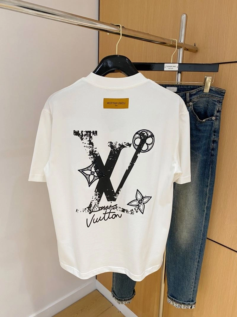 Louis Vuitton T-Shirts TravelReady 135313