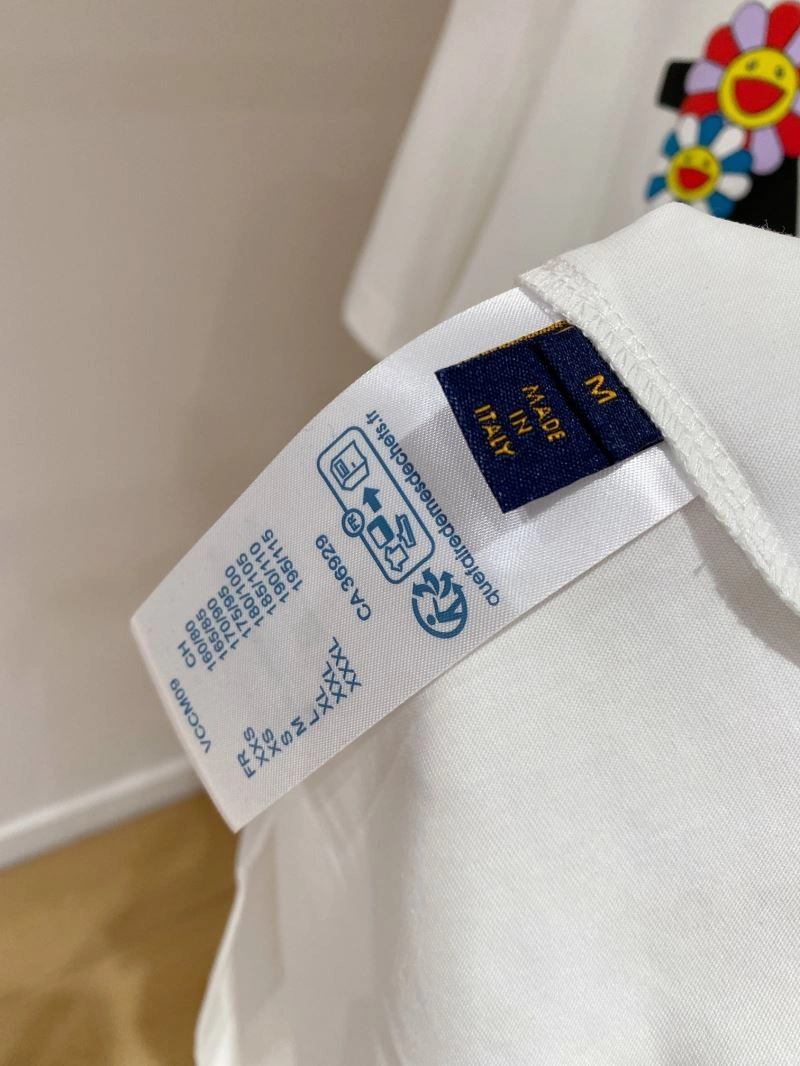 Seasonal Louis Vuitton T-Shirts 135311