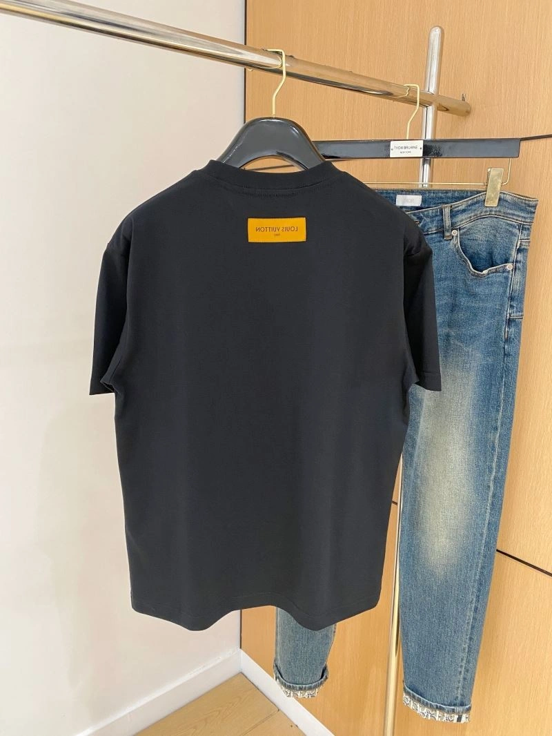 Louis Vuitton T-Shirts Bold 135308