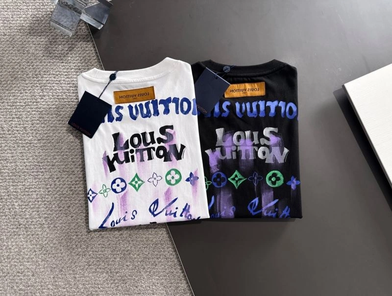 Louis Vuitton T-Shirts GoAnywhere 135302