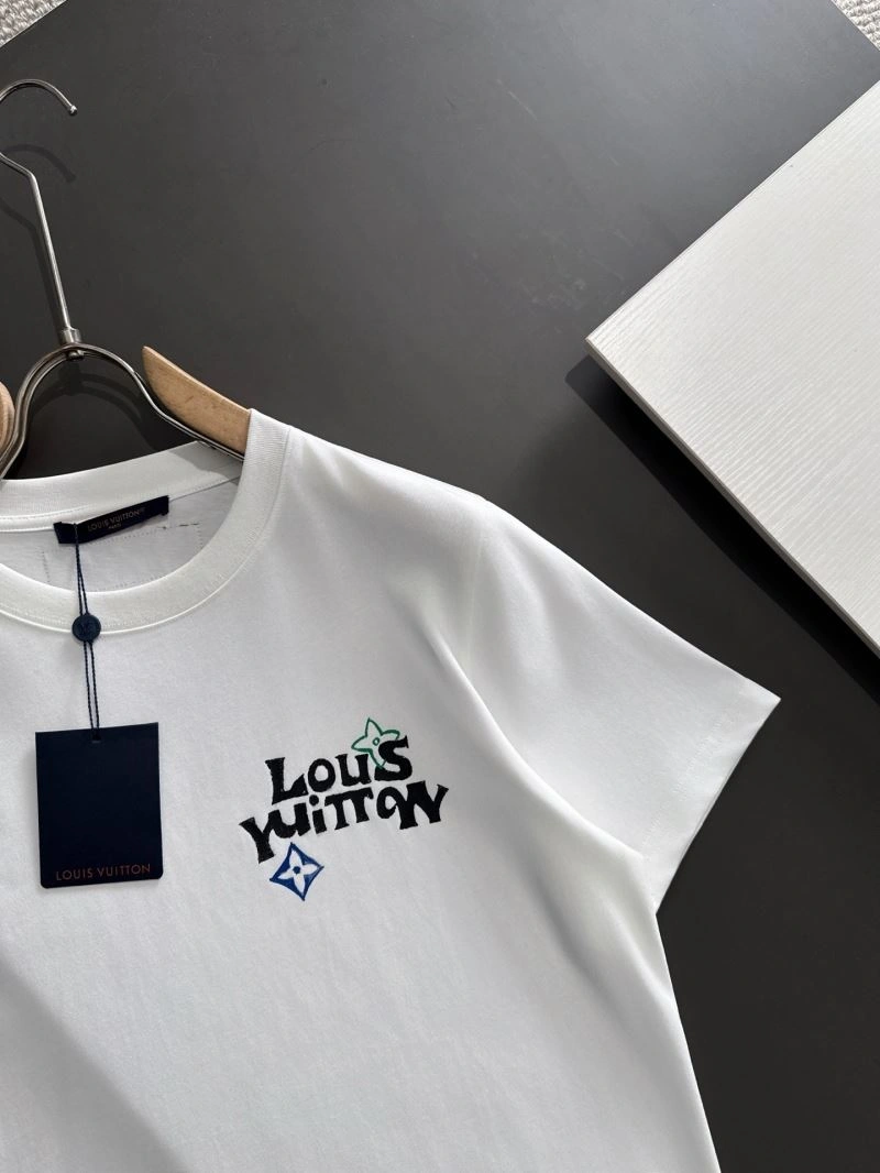 Louis Vuitton T-Shirts GoAnywhere 135302