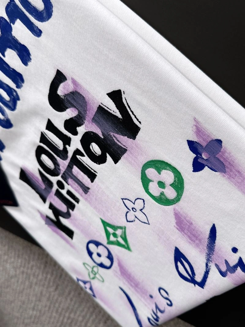 Louis Vuitton T-Shirts GoAnywhere 135302