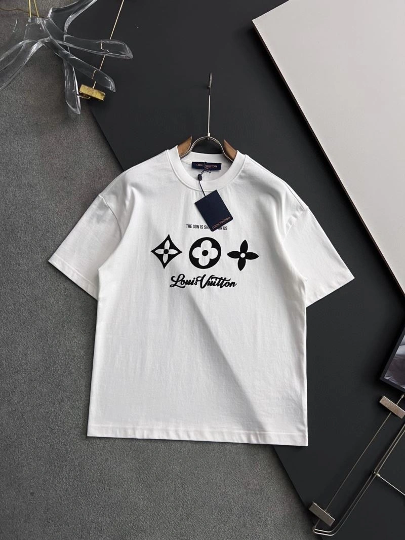 Louis Vuitton T-Shirts WellDesigned 135287