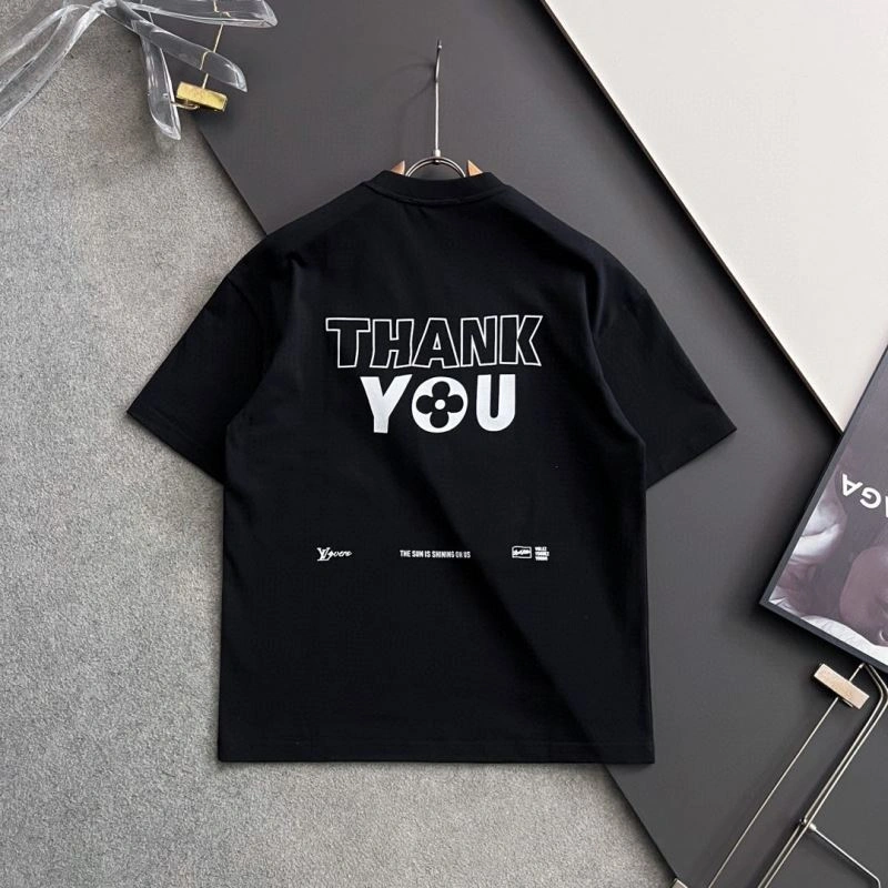 Louis Vuitton T-Shirts WellDesigned 135287