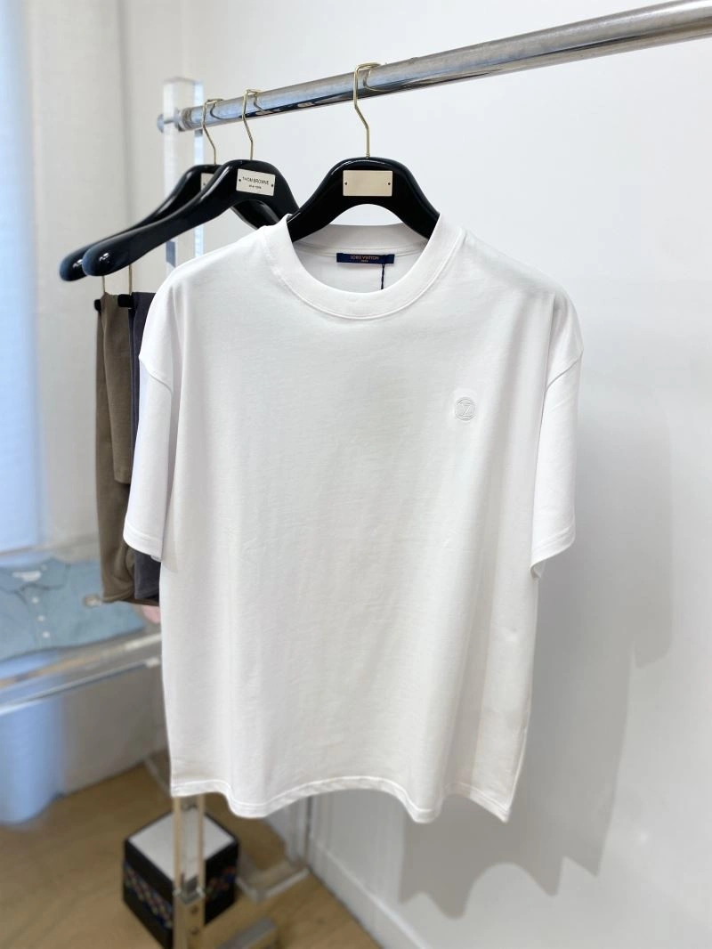 Louis Vuitton T-Shirts Sustainable 135283