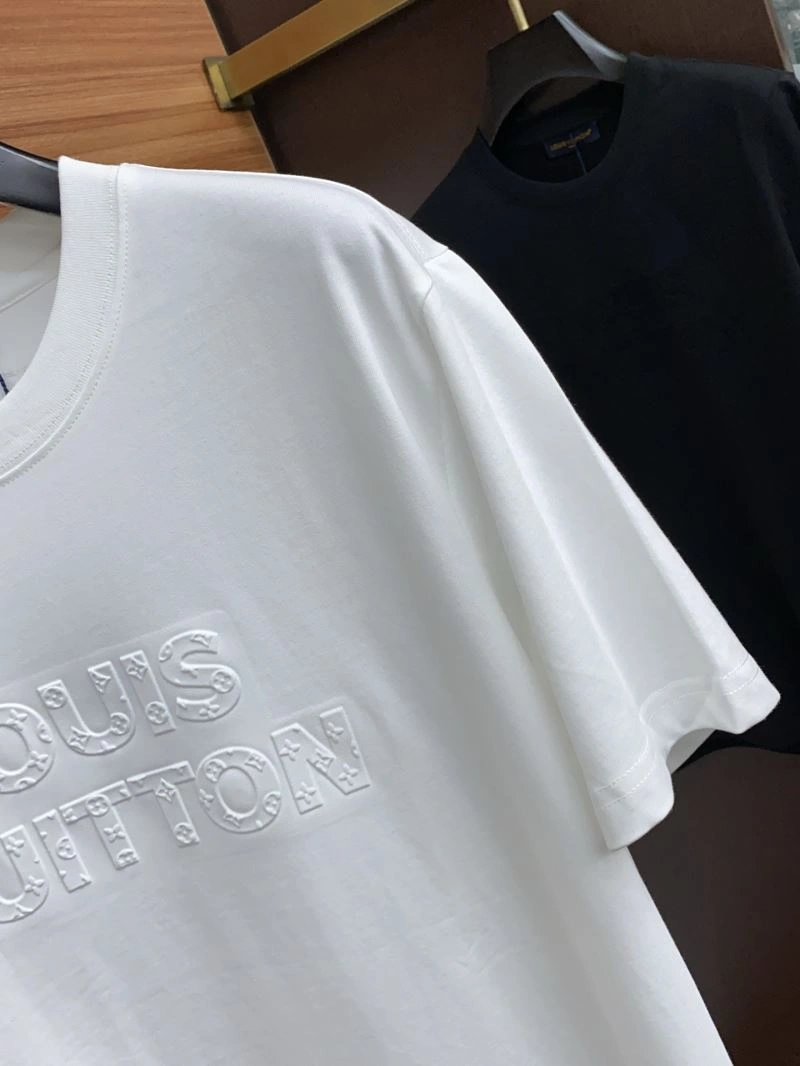WeatherProof Louis Vuitton T-Shirts 135286