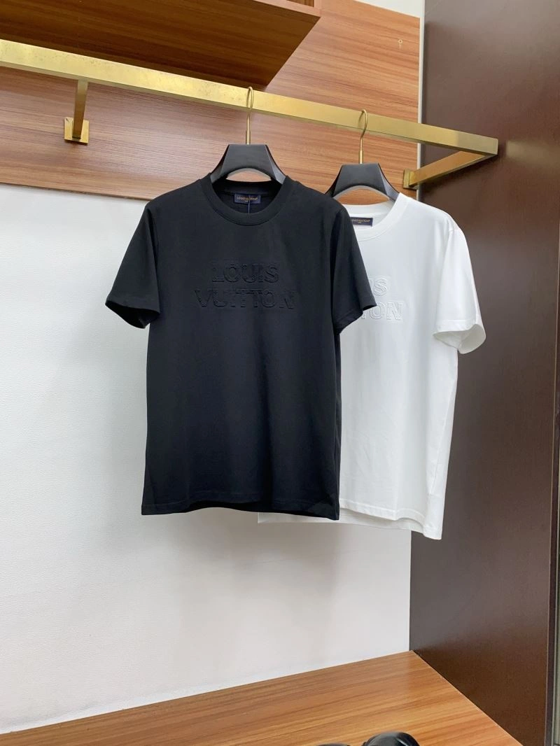WeatherProof Louis Vuitton T-Shirts 135286