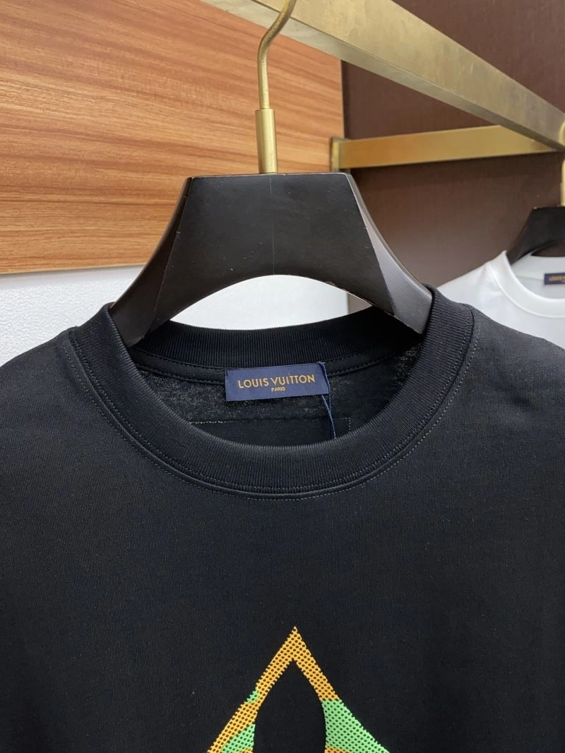 Louis Vuitton T-Shirts Flexible 135297