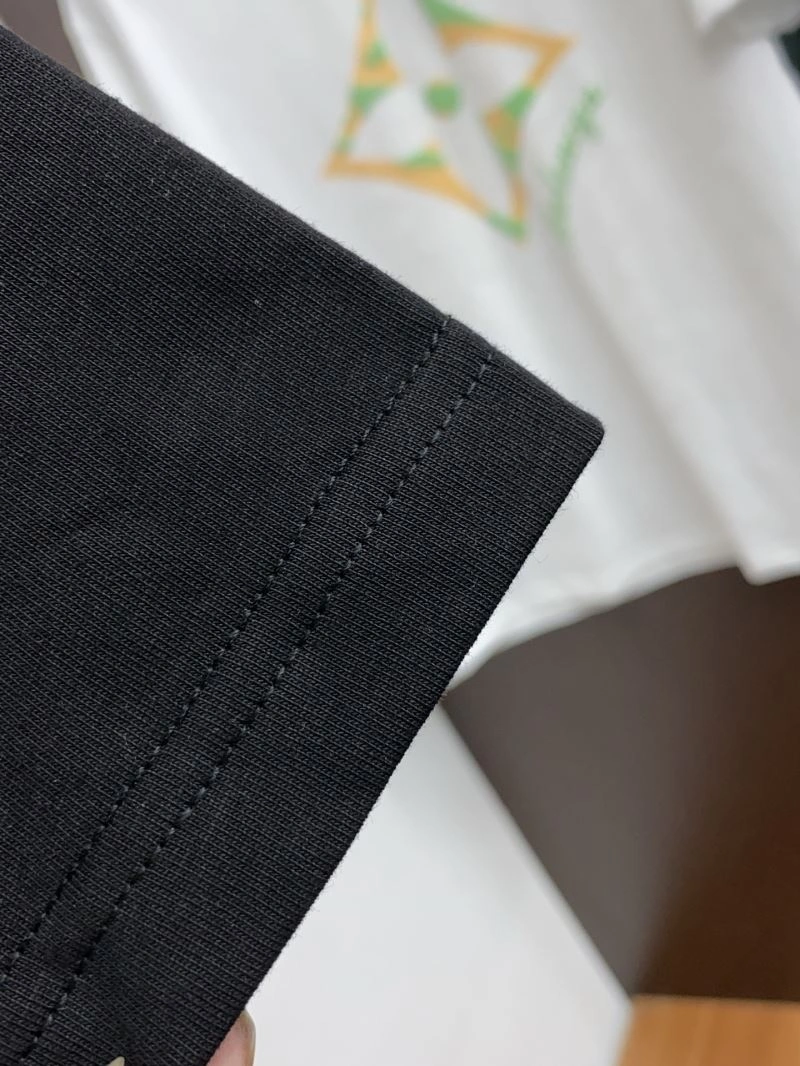 Louis Vuitton T-Shirts Flexible 135297